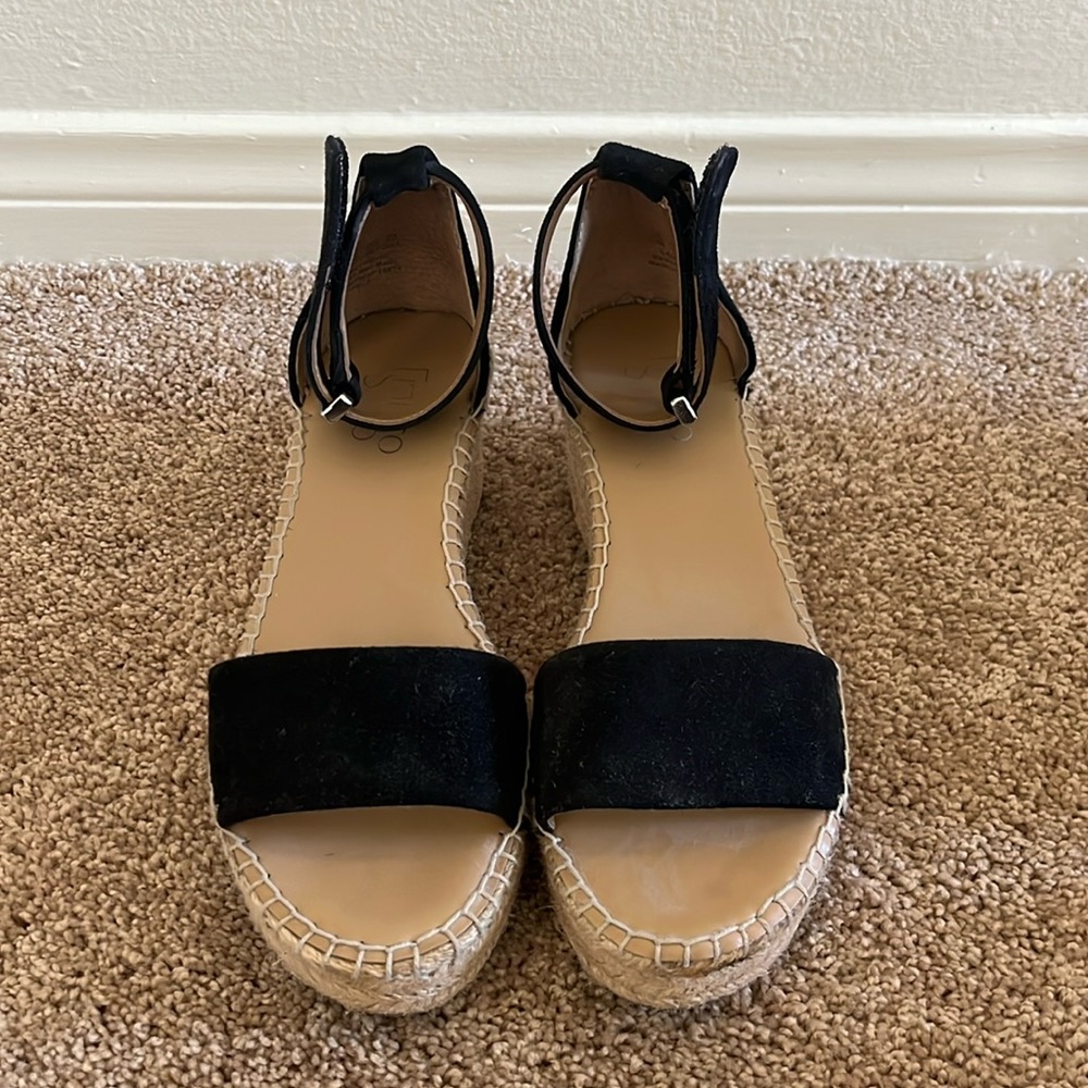 Sandal